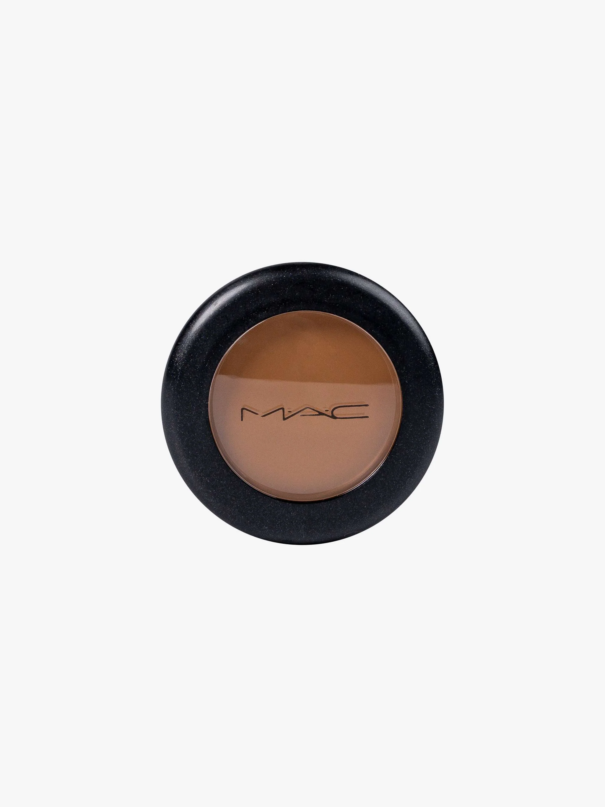 Corrector cremoso NC40, SPF36 y textura suave